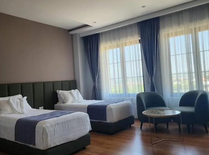 Hotel Imperador Palace Restorant 5*